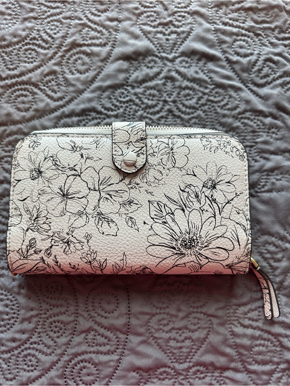 Vera Bradley White Floral Zip-Around Wallet with Black Sketch Print